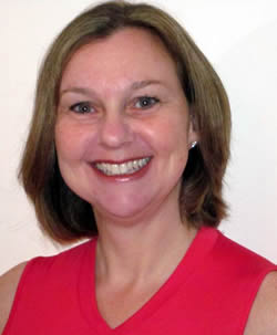 A picture of personal trainer Gloria Schwartz smiling